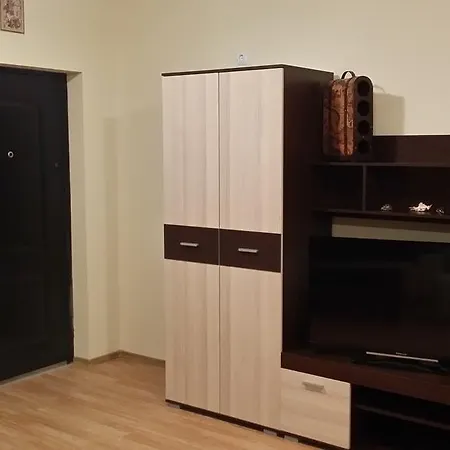 Studios Solna 49 * بوموري
