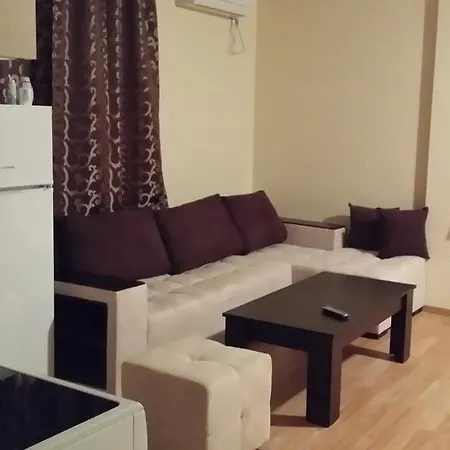 Studios Solna 49 بوموري